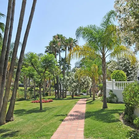 Rabat 15, Oasis De Capistrano